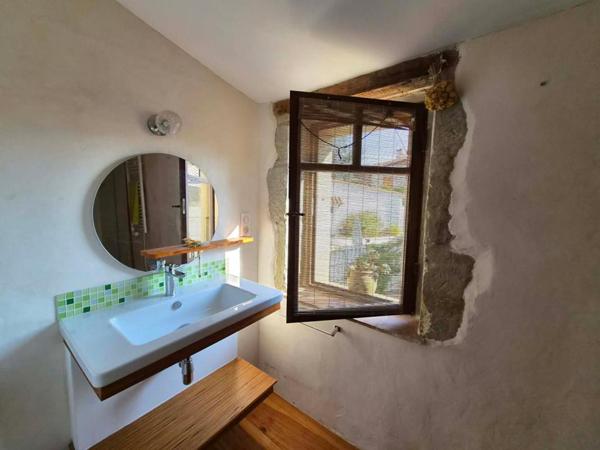 MAISON DE CHARME AVEC PISCINE PROCHE CITE DE CARCASSONNE