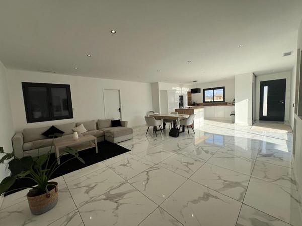 Maison Neuve RT2020 Cazilhac 4 pièce(s) 114.18 m2