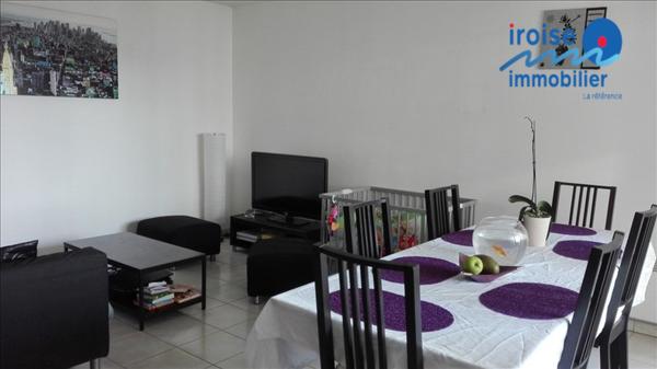 APPARTEMENT T3 – 2 PARKINGS