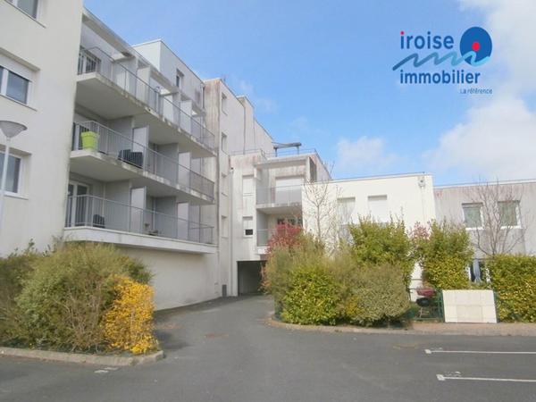 APPARTEMENT T3 – 2 PARKINGS
