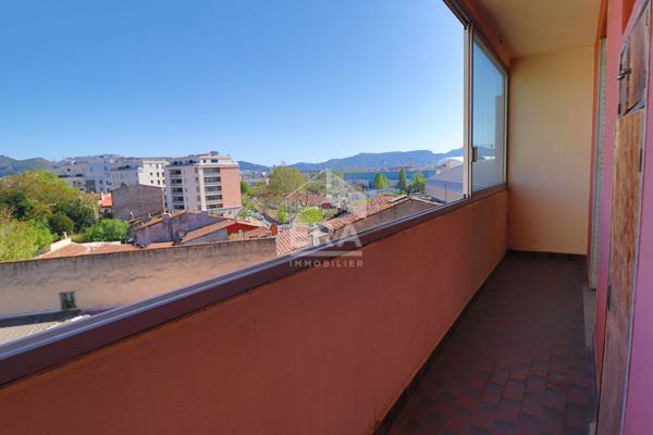 A vendre en exclusivité T3 53 m2 LUMINEUX BALCON TERRASSE TRAVERSANT LUMINEUX CALME  CAVE  FAIBLES CHARGES