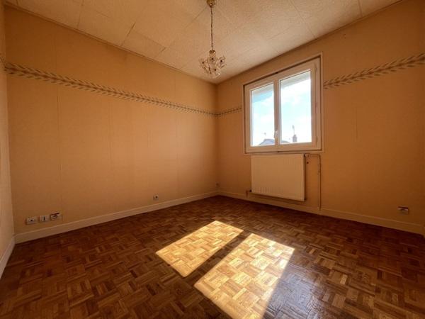 Maison à vendre 91 732 € Orval 4 p 79 m² DPE