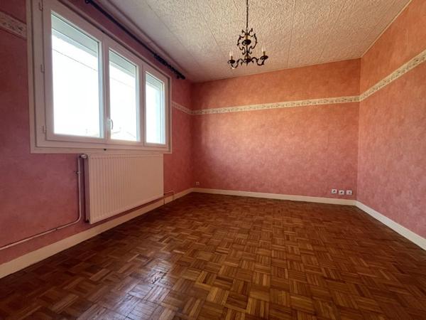 Maison à vendre 91 732 € Orval 4 p 79 m² DPE