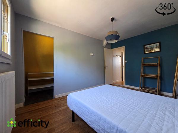 Maison
         7 pièces
        - 137 m² Exclusivité 379 850 € *
