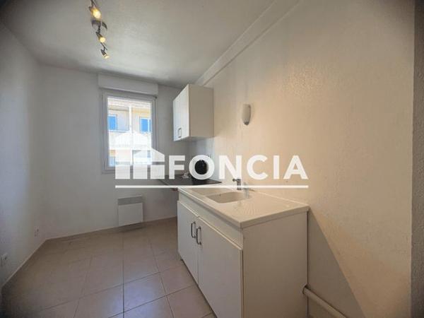 Location Appartement 2 pièces 43.58 m² - 5 RUE DU DOCTEUR PERRIMOND Toulon 83000