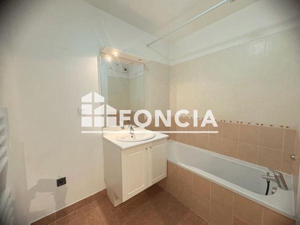 Location Appartement 2 pièces 43.58 m² - 5 RUE DU DOCTEUR PERRIMOND Toulon 83000