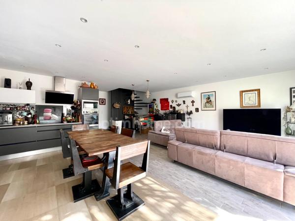 MAISON 5 PIÈCES AVEC GARAGE ET STUDIO INDÉPENDANT