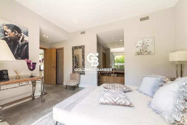 Vente villa 7 pièces 83310 - Grimaud