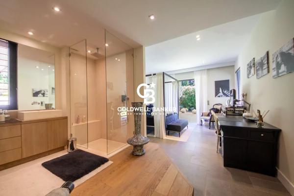 Vente villa 7 pièces 83310 - Grimaud