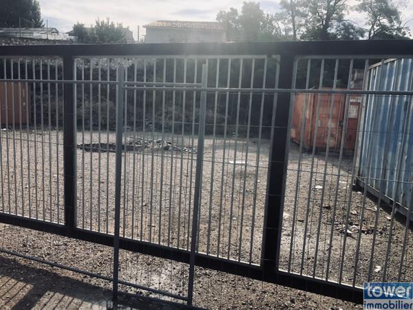 LOUE TERRAIN SECURISE DE 600 M2 DANS LE 13014 MARSEILLE