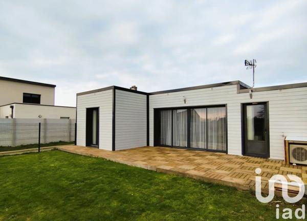 Maison 5 pièces de 104 m² à Bégard (22140)