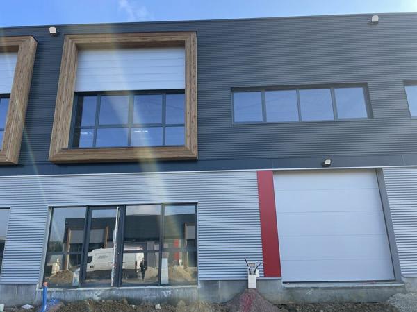 Local d'activites 361 m² à louer MORDELLES (réf : 35.5967)