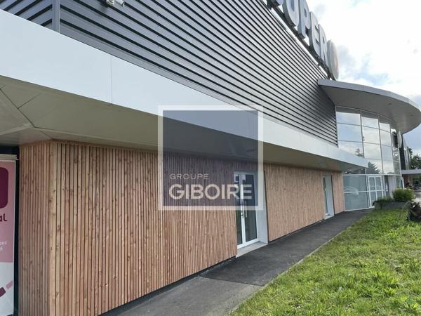 Local commercial - A LOUER (réf : 35.7267)
