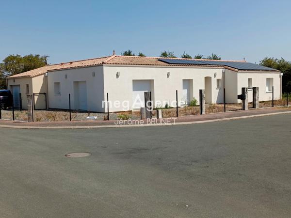 Maison à MOREILLES, 85450 - 7 pièces 128m²