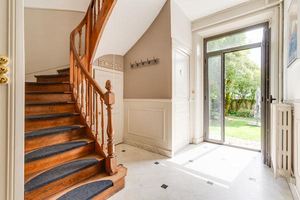 A VENDRE NANTES  St Donatien Maison de caractère pleine de charme -Jardin Sud-double garage