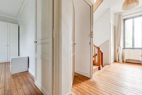 A VENDRE NANTES  St Donatien Maison de caractère pleine de charme -Jardin Sud-double garage