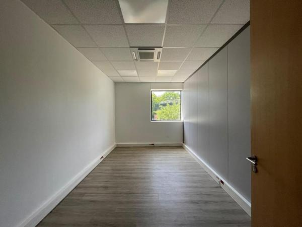 Location Bureau 580 77420 Champs Sur Marne 806589