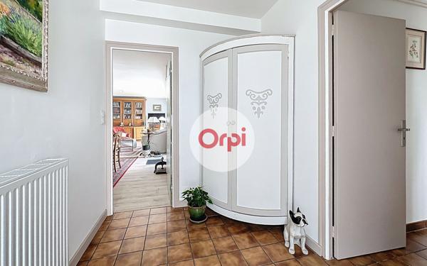 Maison à vendre    5 pièces • 126,80 m2 Questembert