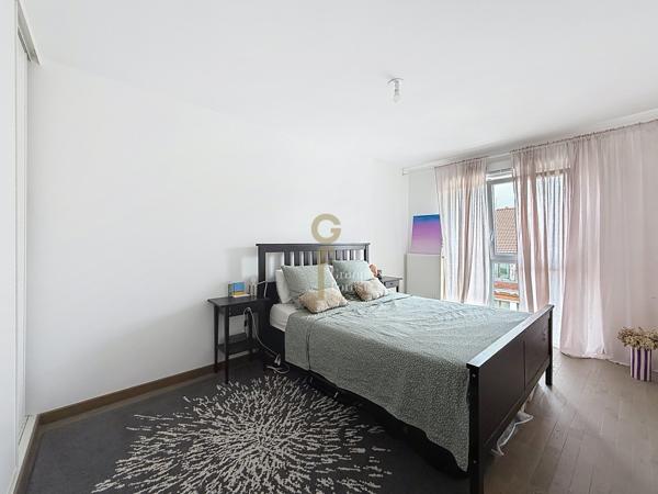 Bel appartement T3 étage élevé belle terrasse bien exposée