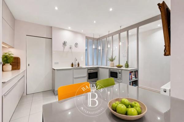 Paris 2ème, Appartement 3 Chambres -  130 m² à vendre