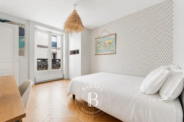 Paris 2ème, Appartement 3 Chambres -  130 m² à vendre