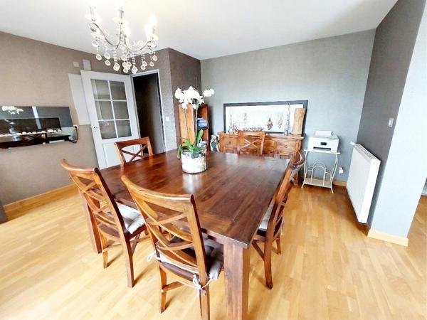 Appartement à PLOËRMEL (56800)