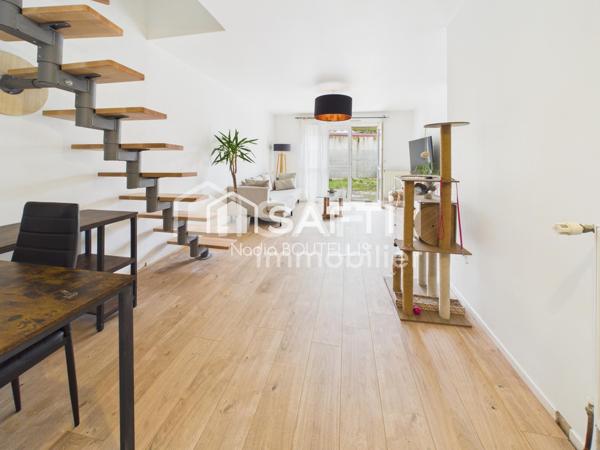 Centre ville, garage, jardin.