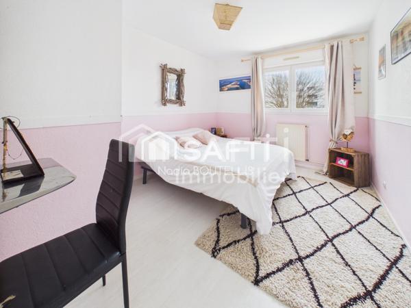 Centre ville, garage, jardin.