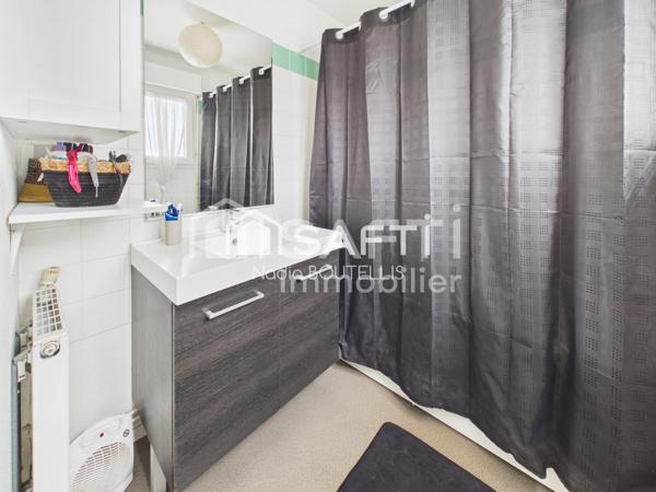 Centre ville, garage, jardin.