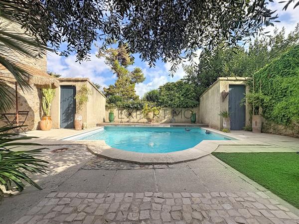 Saint Georges d'Orques. Magnifique maison vigneronne avec piscine et 5 chambres.