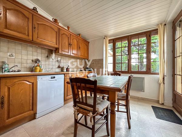 MAS 3 pièce(s) 84 m² ROBION