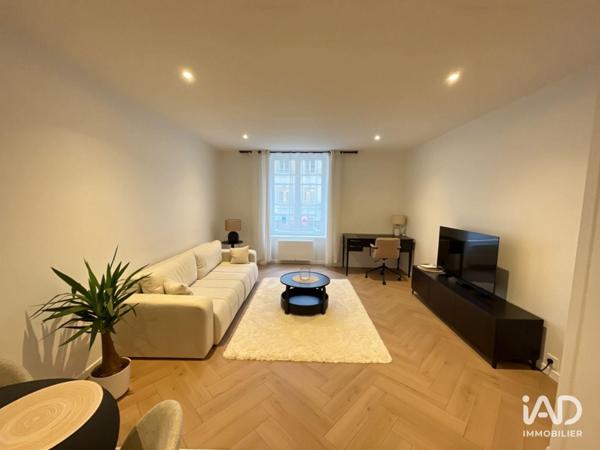 Location appartement 2 pièces 44 m² Versailles