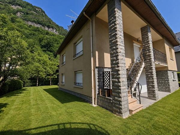 À vendre – Belle maison de caractère avec fort potentiel à Bagnères-de-Luchon