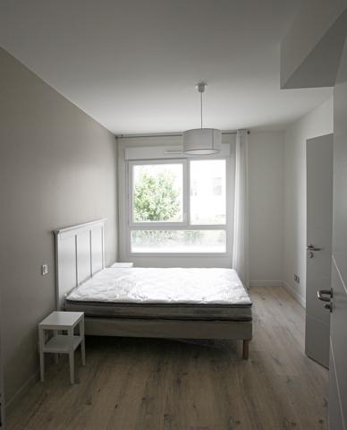 Appartement
         2 pièces
        - 42 m² Exclusivité 195 000 € *