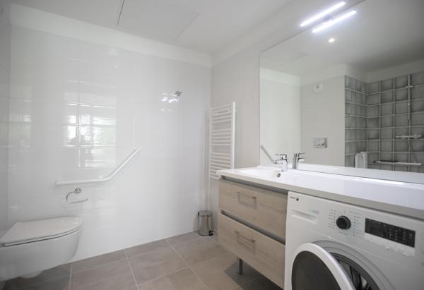 Appartement
         2 pièces
        - 42 m² Exclusivité 195 000 € *