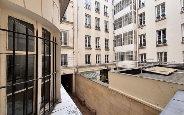 Appartement à vendre    2 pièces • 36,53 m2 Paris 9