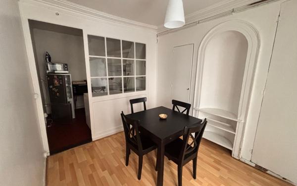 Appartement à vendre    2 pièces • 36,53 m2 Paris 9
