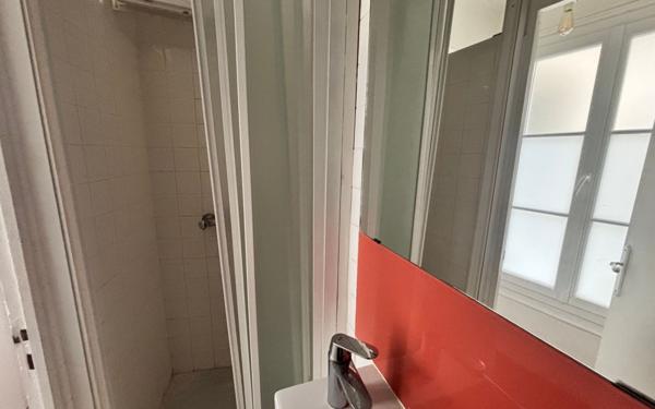 Appartement à vendre    2 pièces • 36,53 m2 Paris 9