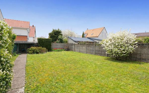 Maison à vendre    5 pièces • 104,02 m2 Lagny-sur-Marne