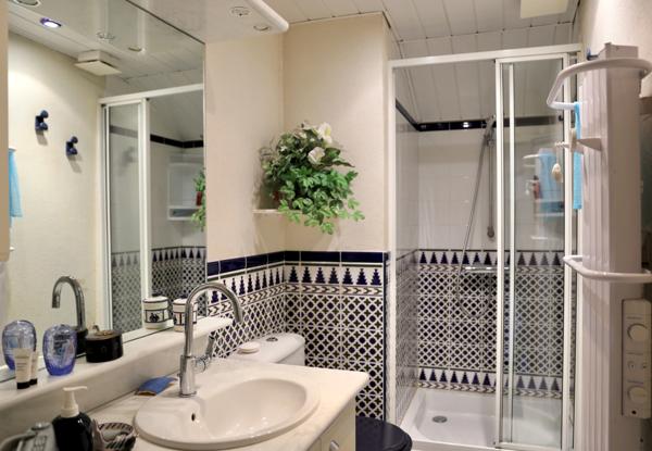 Maison à vendre 6 pièces, 4 chambres, à CHALONS EN CHAMPAGNE (51) sur une parcelle de 570m2