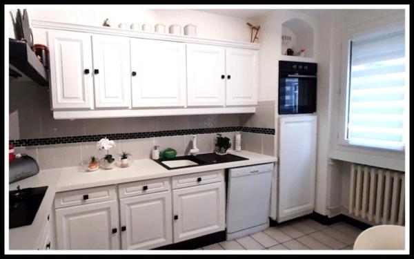 APPARTEMENT 3 CHAMBRES AVEC TERRASSE