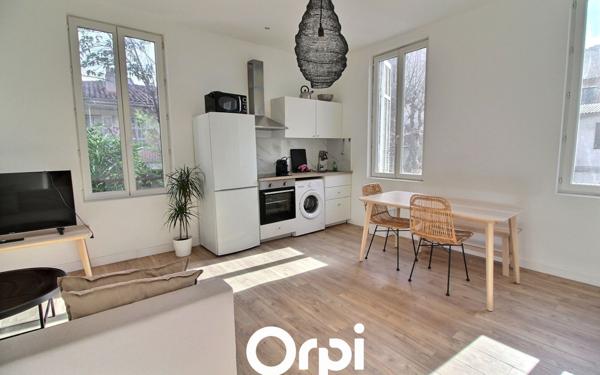 Appartement à vendre    2 pièces •  Marseille 6
