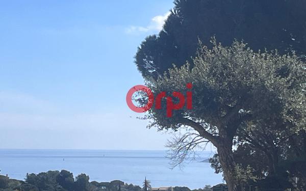 Maison à vendre    3 pièces •  Sainte-Maxime