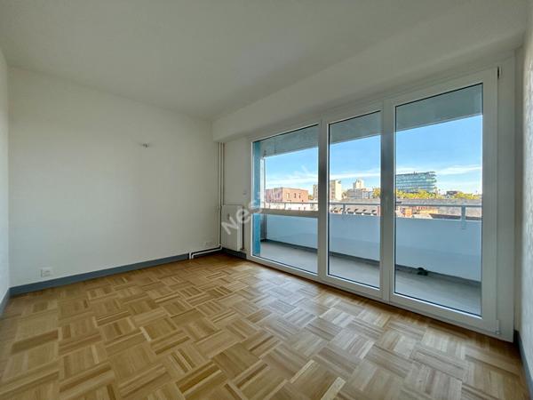 À VENDRE APPARTEMENT T4 RÉNOVÉ AVEC GARAGE ET BALCONS - RENNES CENTRE, BOURG L'ÉVÊQUE