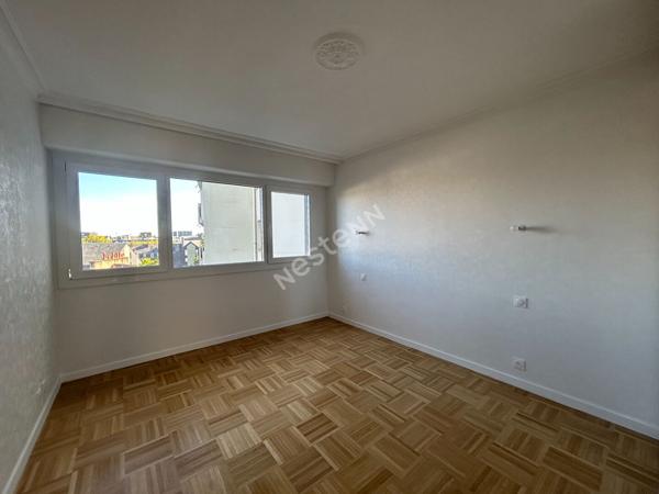 À VENDRE APPARTEMENT T4 RÉNOVÉ AVEC GARAGE ET BALCONS - RENNES CENTRE, BOURG L'ÉVÊQUE
