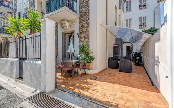 Appartement à vendre    3 pièces • 37 m2 Nice