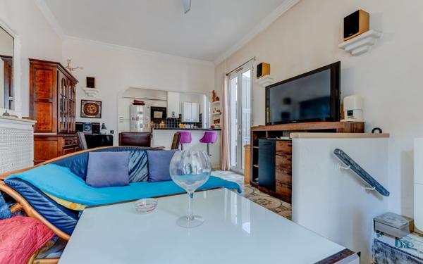 Appartement à vendre    3 pièces • 37 m2 Nice