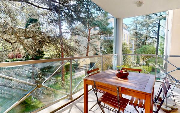 Appartement à vendre    5 pièces • 129,78 m2 Lyon 5