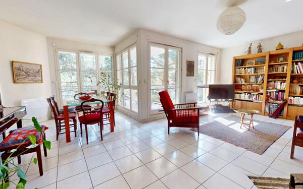 Appartement à vendre    5 pièces • 129,78 m2 Lyon 5