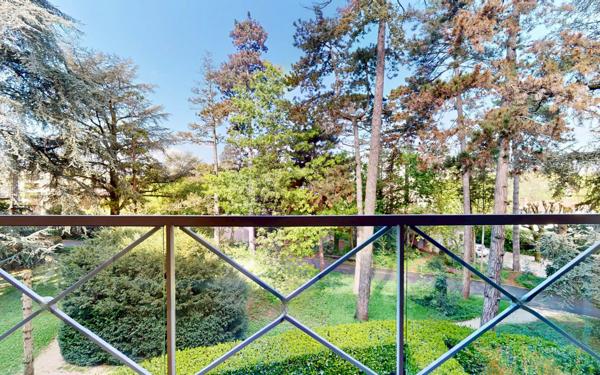 Appartement à vendre    5 pièces • 129,78 m2 Lyon 5